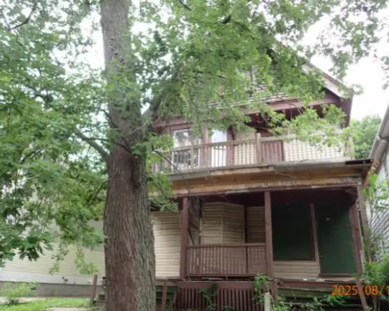 2365 N 6th St, Milwaukee, WI 53212 - #1