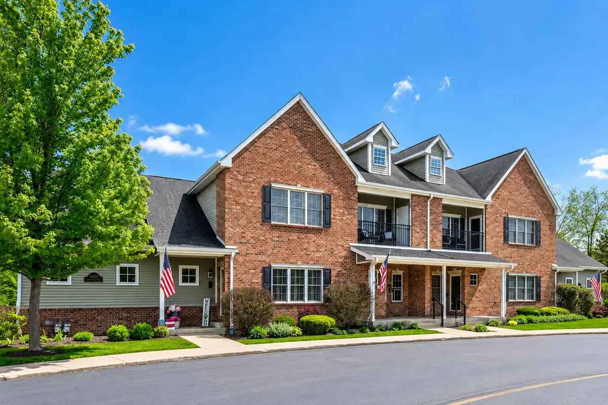 19533 Jamestown Pl, Bristol, WI 53104 - #1