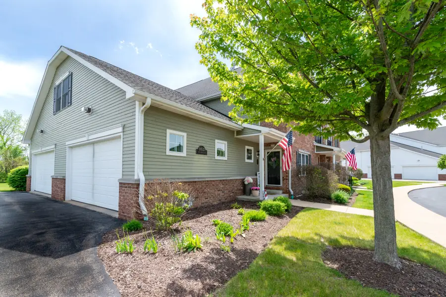 19533 Jamestown Pl, Bristol, WI 53104 - #2