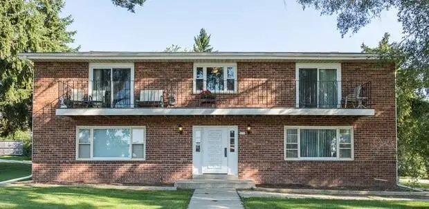 2020 W Good Hope Rd, Glendale, WI 53209 - #1
