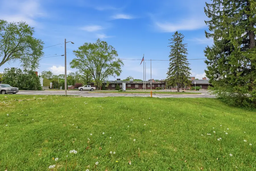1713 Monroe St, New Holstein, WI 53061 - #3
