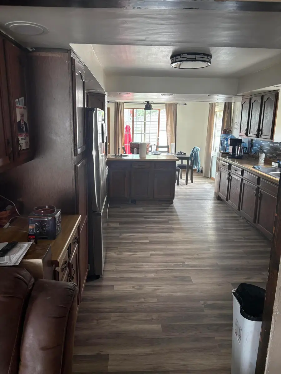 1221 S 12th St, Manitowoc, WI 54220 - #2
