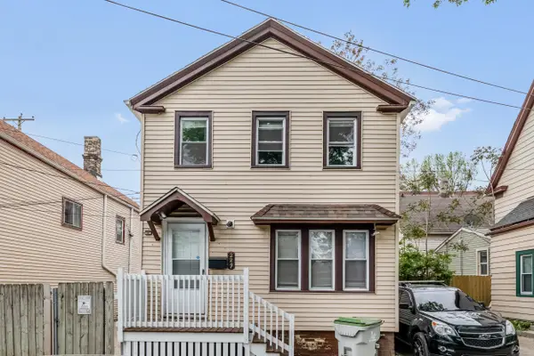 229 W Orchard St, Milwaukee, WI 53204