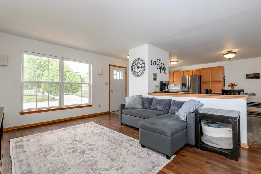 1510 Redtail Dr, Hartford, WI 53027 - #3