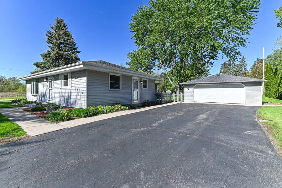9061 S 83rd St, Franklin, WI 53132 - #3