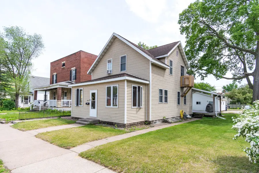 1414 Jackson St, La Crosse, WI 54601 - #2