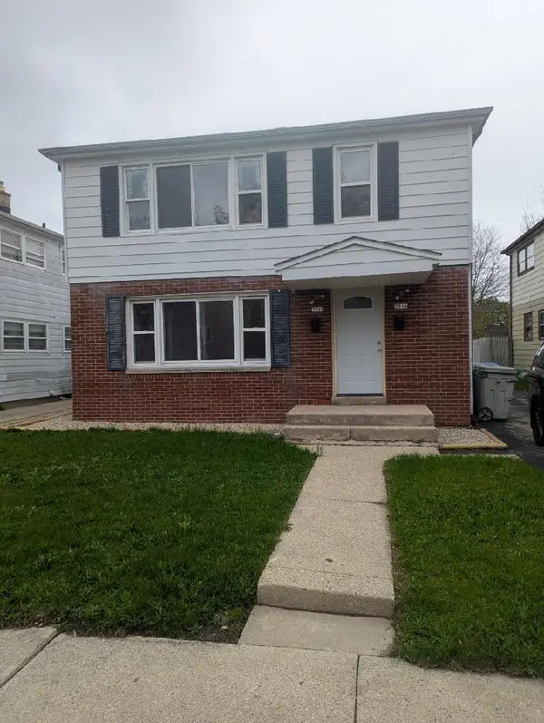 2516 N 56th St, Milwaukee, WI 53210