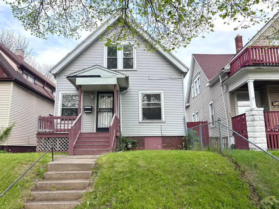 2921 N 26th St, Milwaukee, WI 53206 - #2