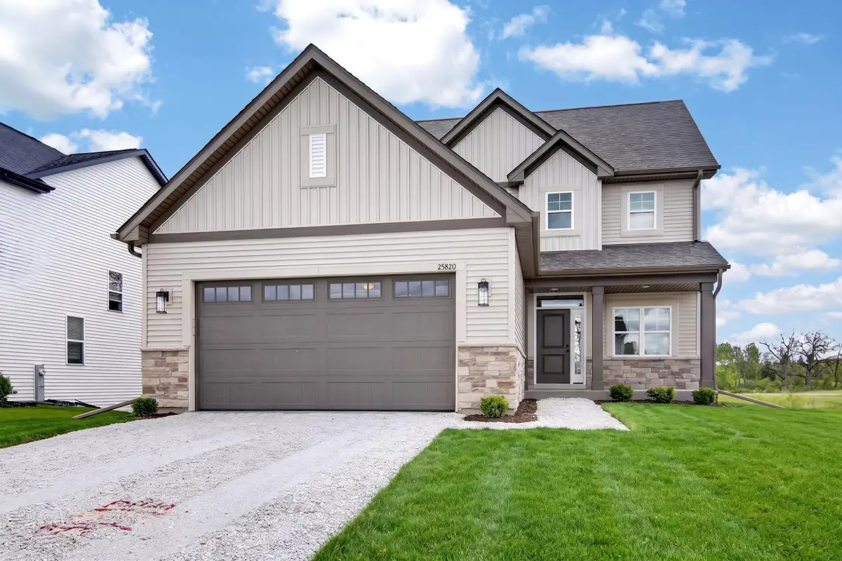 25820 77th Pl, Paddock Lake, WI 53168 - #1