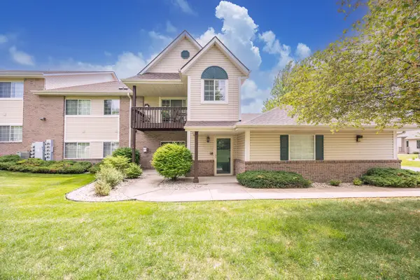 6906 Dale Dr, Caledonia, WI 53402