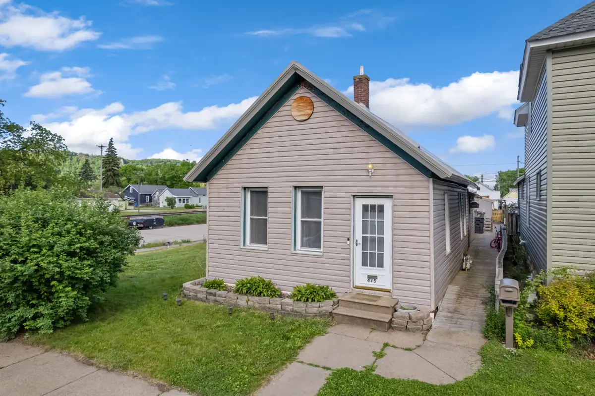 475 Chatfield St, Winona, MN 55987 - #1