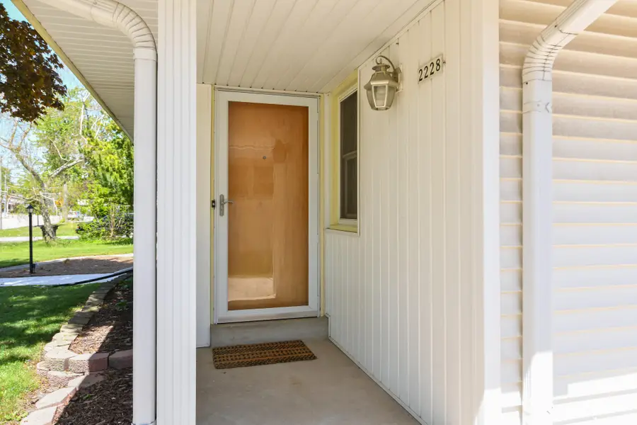 2228 N 116th St, Wauwatosa, WI 53226 - #3