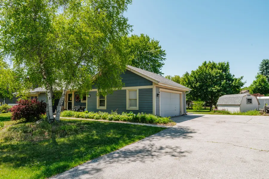25326 W Loomis Rd, Wind Lake, WI 53185 - #2