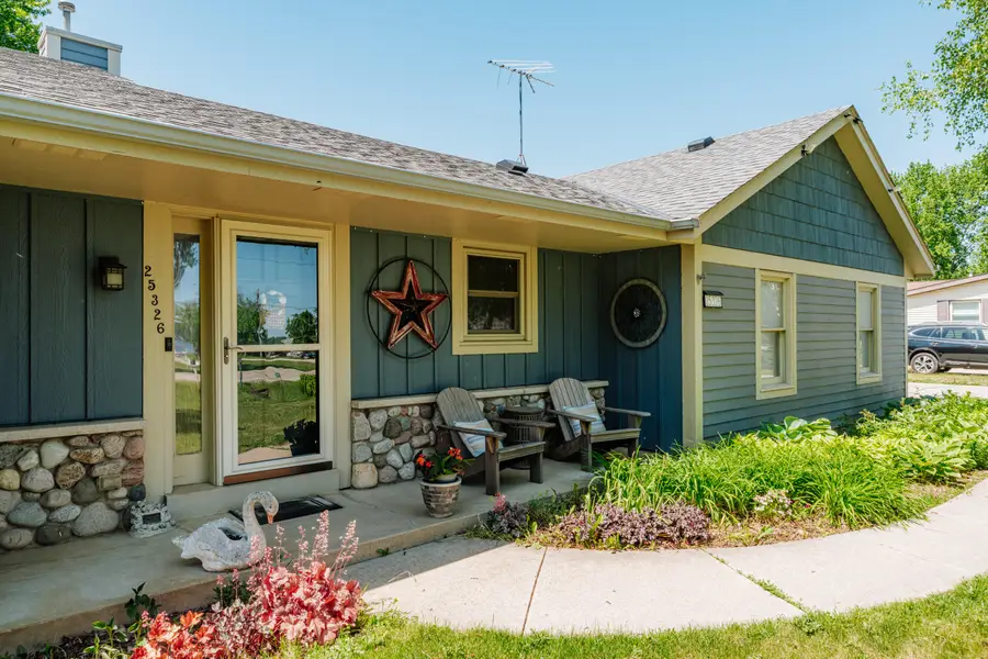 25326 W Loomis Rd, Wind Lake, WI 53185 - #3