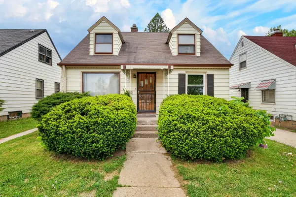 4455 N Teutonia Ave, Milwaukee, WI 53209