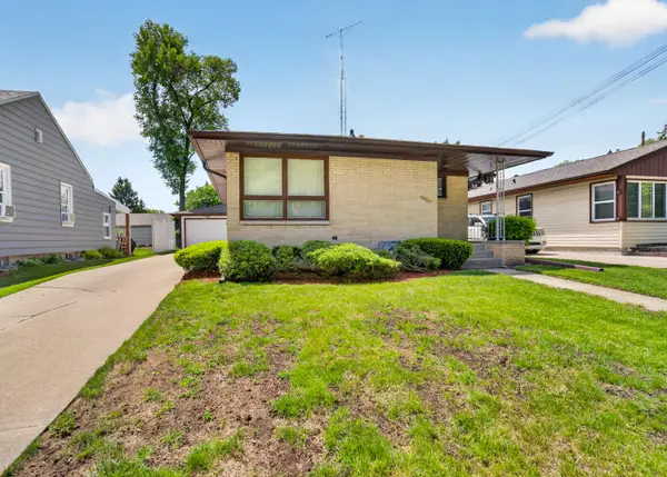 4011 19th St, Racine, WI 53405