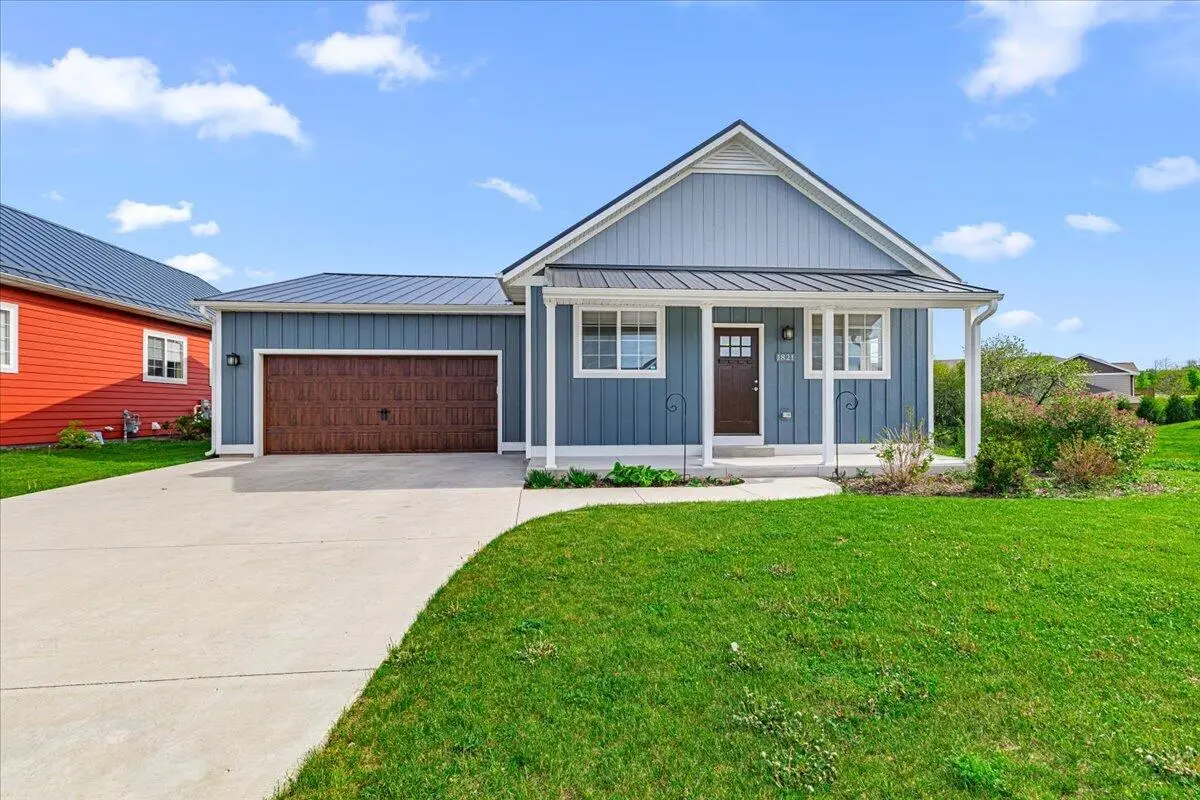1821 Farm View Dr, Port Washington, WI 53024 - #1