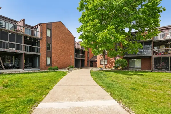 4215 N 100th St, Milwaukee, WI 53222