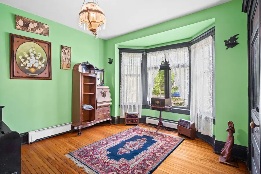 2903 W Mckinley Blvd, Milwaukee, WI 53208 - #3