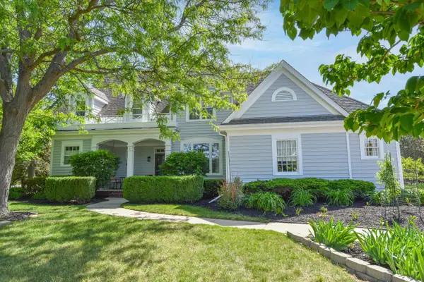 2270 Vincent Dr, Brookfield, WI 53045