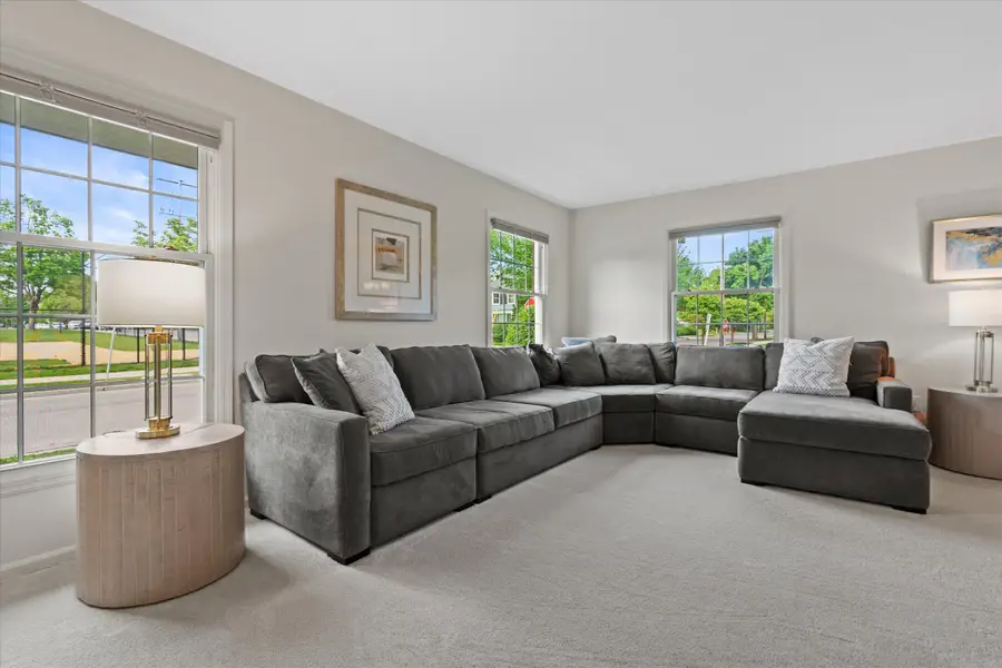 8905 W Meinecke Ave, Wauwatosa, WI 53226 - #3