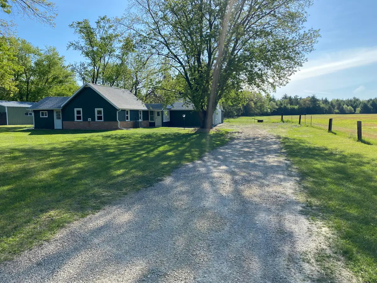 7454 Dellview Rd, Little Falls, WI 54656 - #1