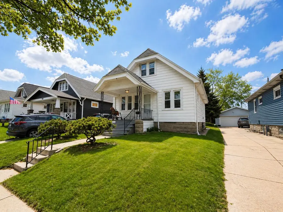 4134 S 1st Rd, Milwaukee, WI 53207 - #2