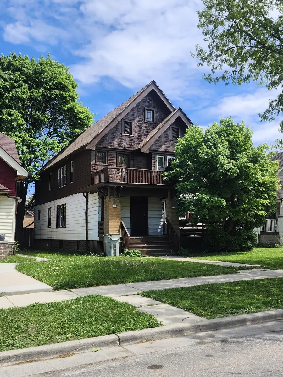 2754 N 49th St, Milwaukee, WI 53210 - #3