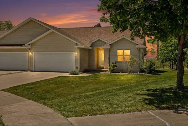1332 Harvest Cir, Holmen, WI 54636