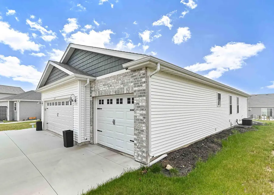 1337 Tower Hill Pass, Whitewater, WI 53190 - #3