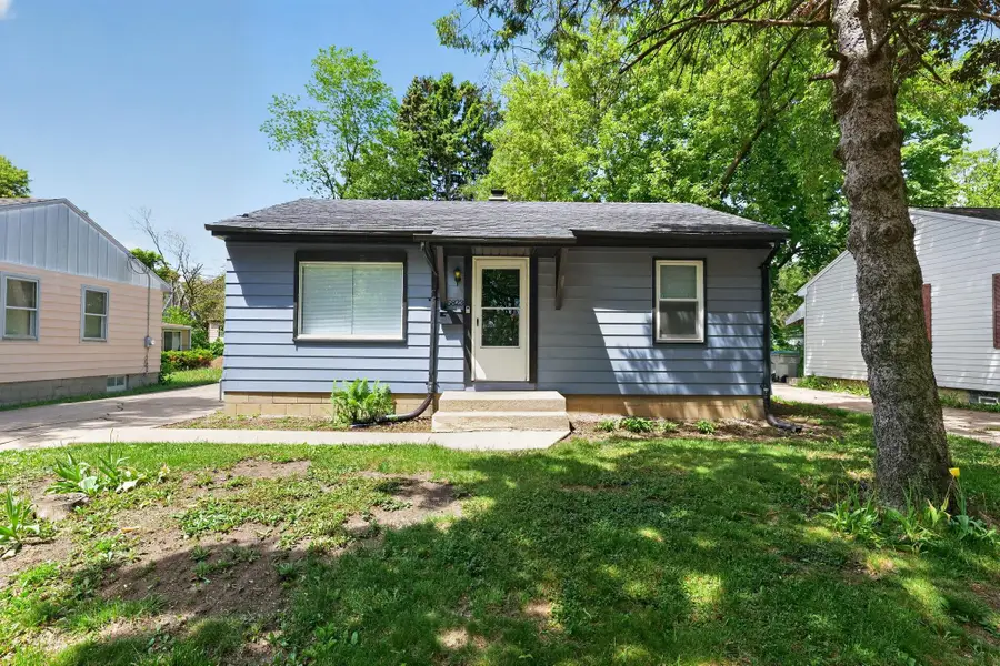 5823 N 36th St, Milwaukee, WI 53209 - #2
