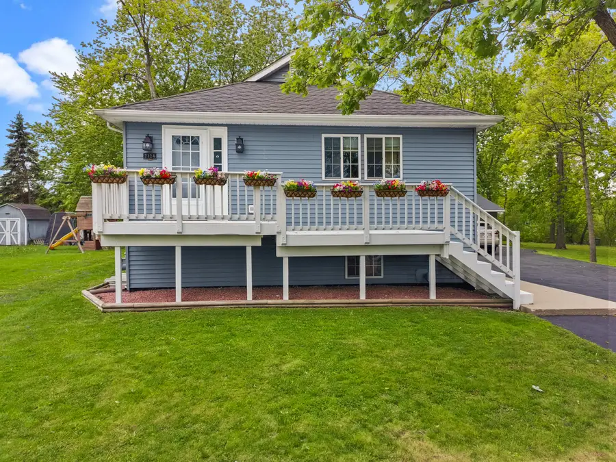 2124 Lakeshore Dr, Eagle Lake, WI 53139 - #3