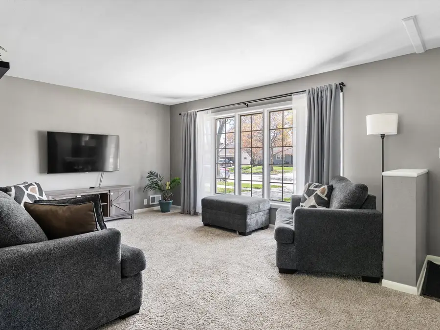 2018 Menasha Ave, Manitowoc, WI 54220 - #2