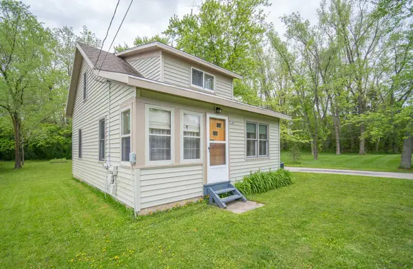 7180 N River Rd, Trenton, WI 53090