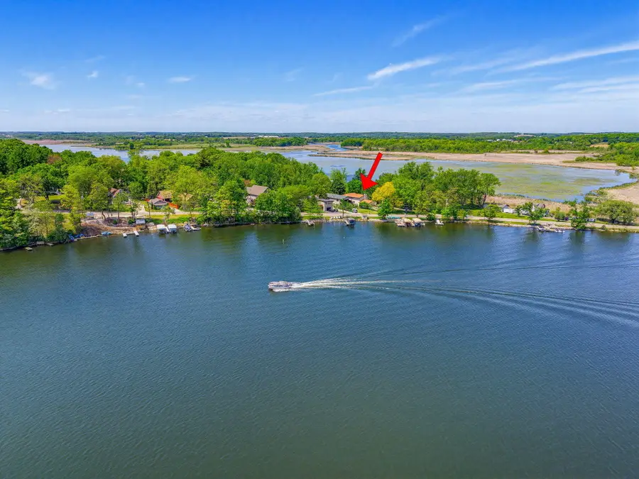 6912 N Tichigan Rd, Waterford, WI 53185 - #2