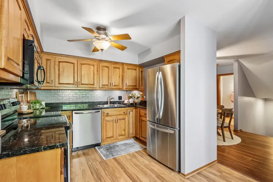 W178N9754 Riversbend Cir, Germantown, WI 53022 - #3