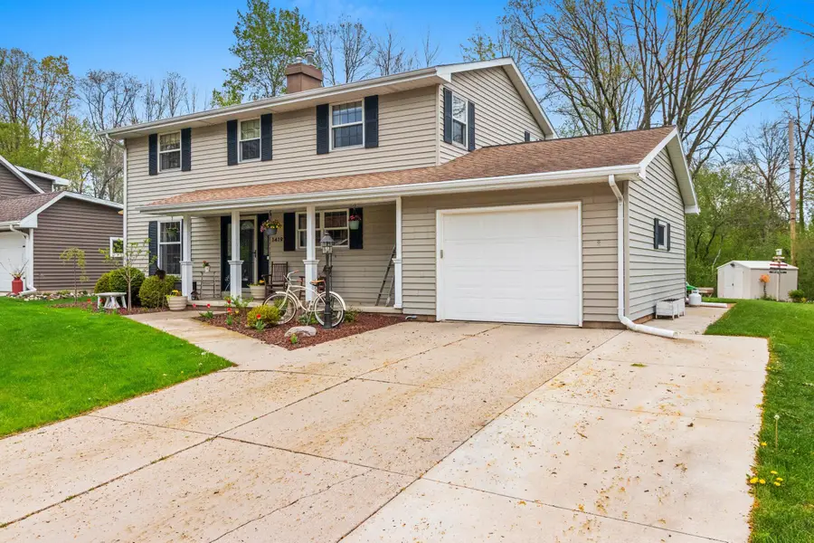 1419 Lee Cir, Manitowoc, WI 54220 - #3
