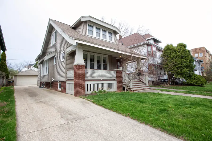 3929 N Maryland Ave, Shorewood, WI 53211 - #2