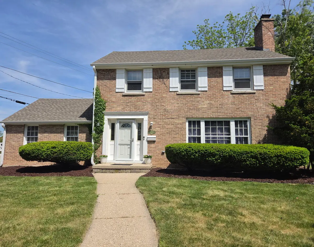3012 N 70th St, Milwaukee, WI 53210 - #1