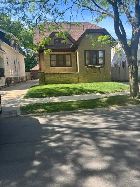 4223 W Concordia Ave, Milwaukee, WI 53216 - #1