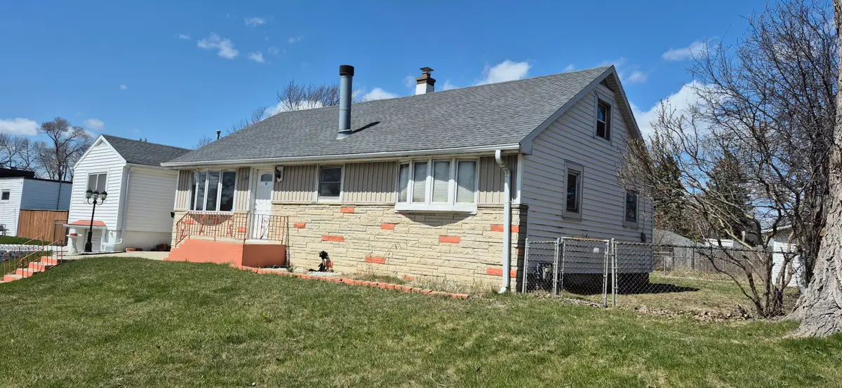 2430 W College Ave, Milwaukee, WI 53221 - #1
