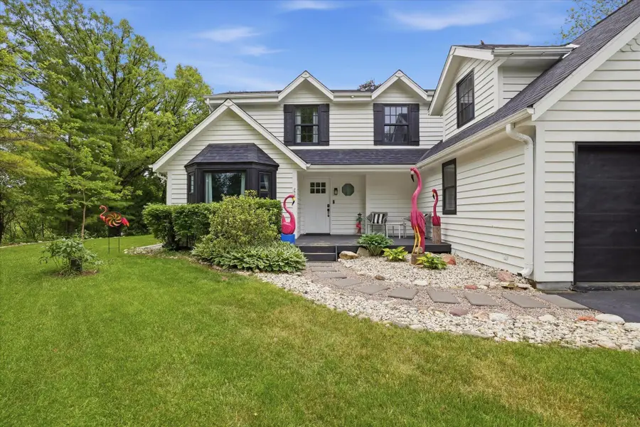 423 Bron Derw Ct, Wales, WI 53183 - #2