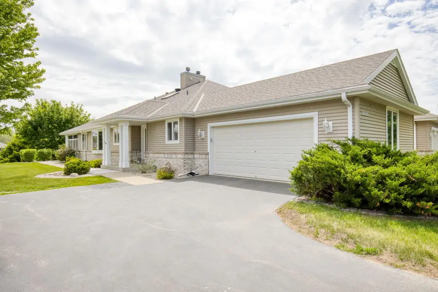 W173N7932 Bluejay Ct, Menomonee Falls, WI 53051 - #3