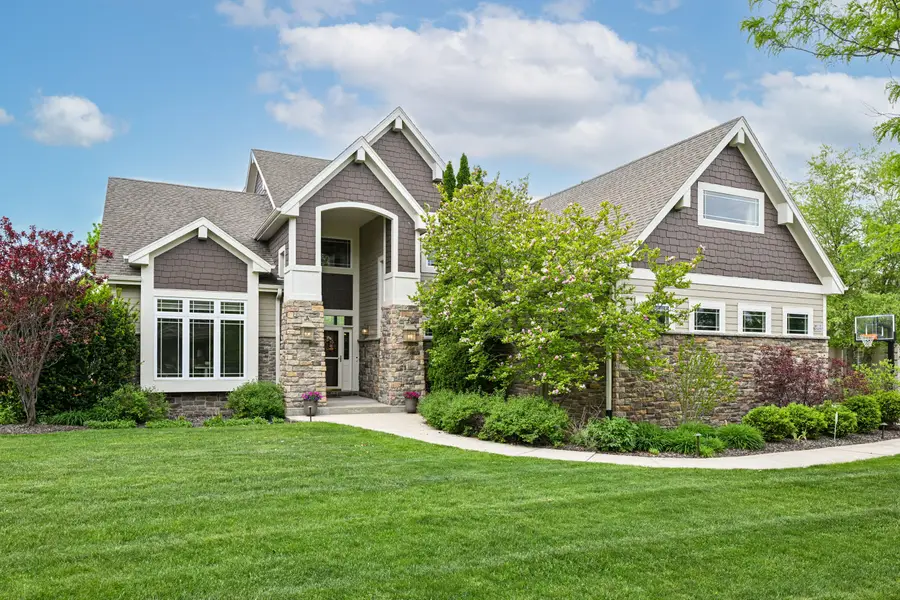 W218N5455 Taylors Woods Dr, Menomonee Falls, WI 53051 - #3