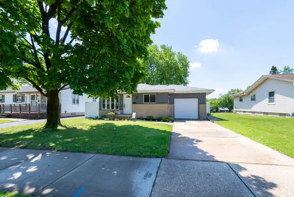 5331 Marboro Dr, Racine, WI 53406