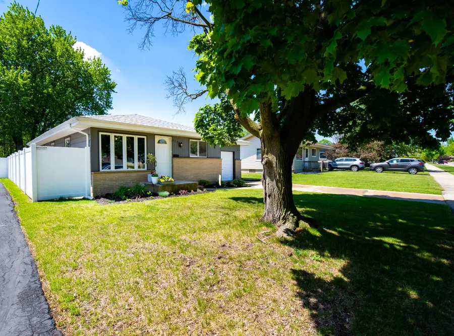 5331 Marboro Dr, Racine, WI 53406 - #3