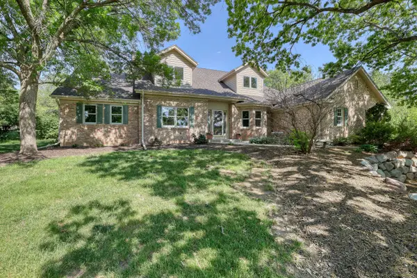 W312N4890 Chapel Ridge Rd, Merton, WI 53029