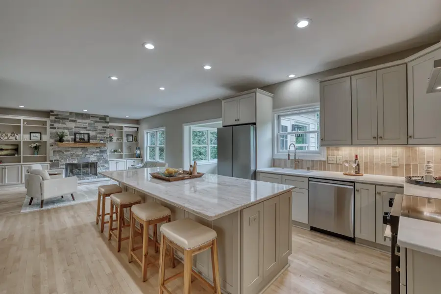 W312N4890 Chapel Ridge Rd, Merton, WI 53029 - #3