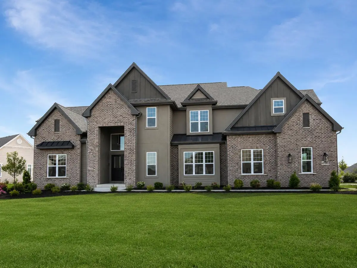 4730 Westridge Dr, Brookfield, WI 53045 - #1
