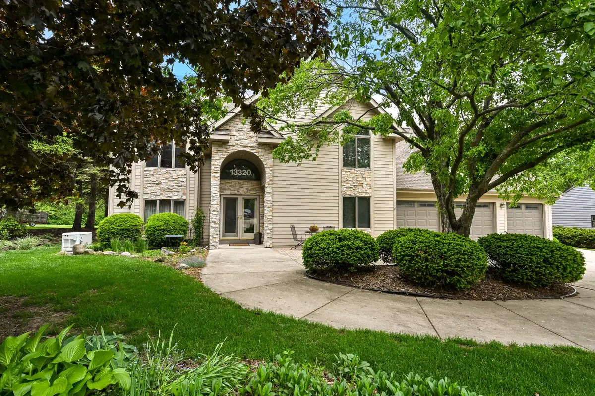 13320 W North Ln, New Berlin, WI 53151 - #1